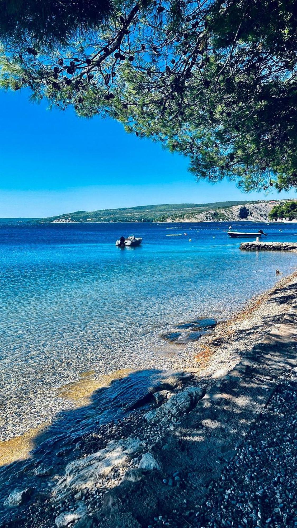 Modern Seeview Apartment Maslenica With Free Wifi, Free Parking, 300M From Beach Luaran gambar